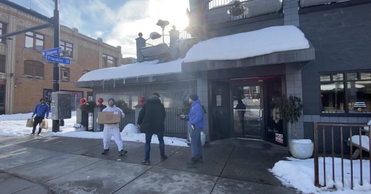 Bills Mafia donations help Mafia Meals deliver dozens of Thanksgiving meals