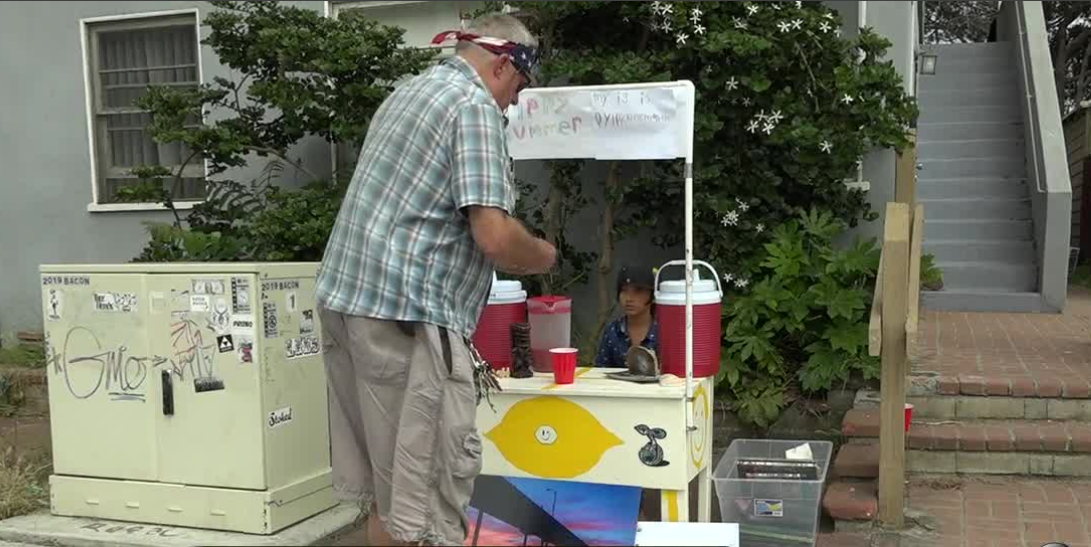 OB Lemonade Stand.png