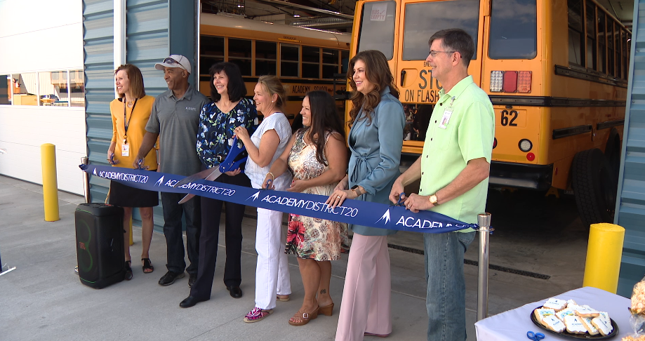 D20 Fleet Facility ribbon-cutting 