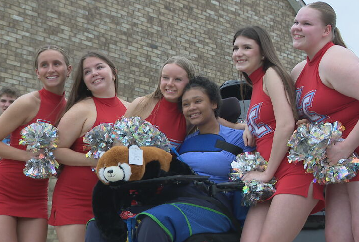 Community gathers to welcome home Sumner County teen injured in trampoline park accident after months of treatment
