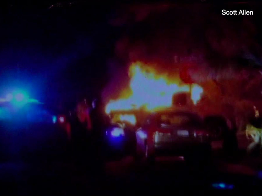 bay_ho_car_fire_truck2_071119.jpg