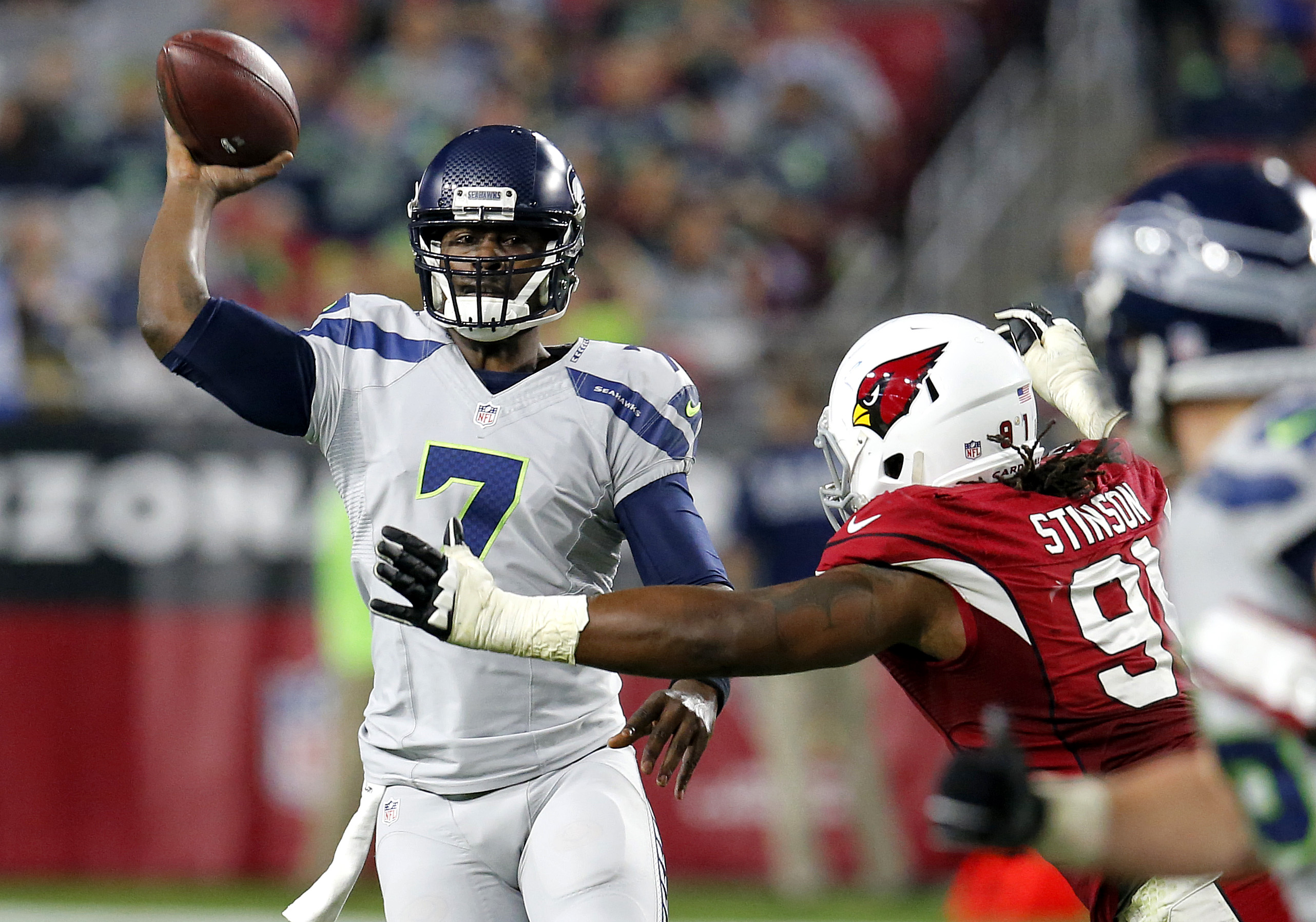 Former Seahawks, Vikings quarterback Tarvaris Jackson dies in Alabama single-car crash