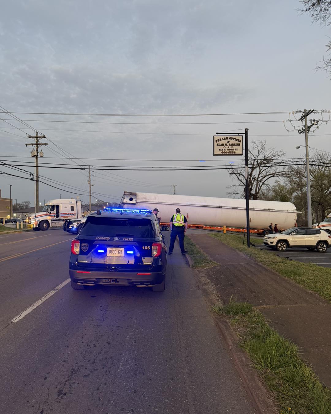 Disabled oversized load shuts down E. High Street in Lebanon