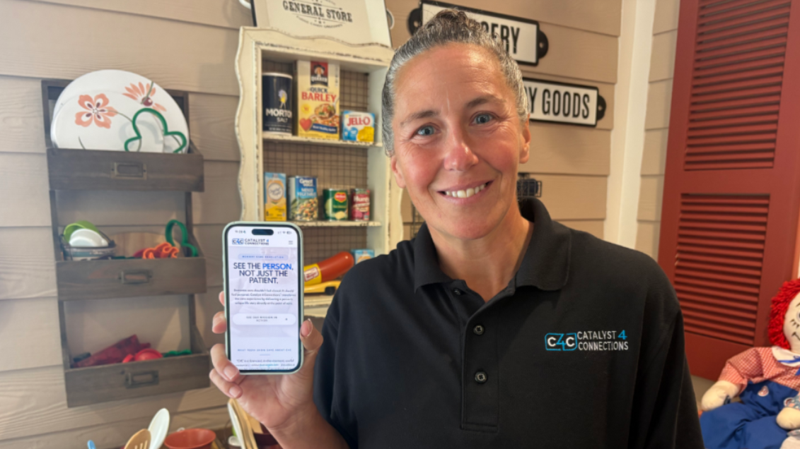 Dunedin Woman Raises Awareness for Alzheimer's with new Start-Up Tech Company 