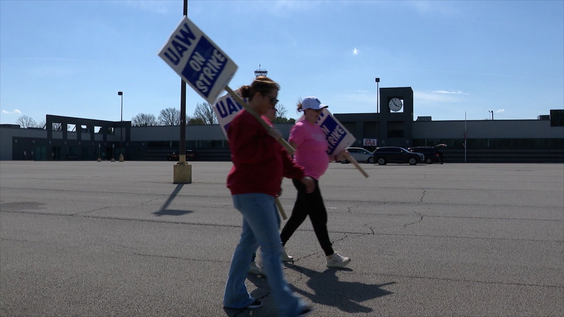 03-26-26 WFT LORAIN CO JFS STRIKE.jpg
