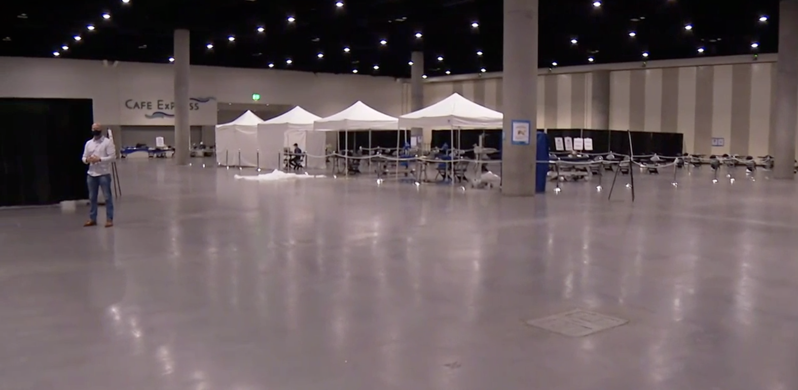 San Diego Convention Center migrant shelter