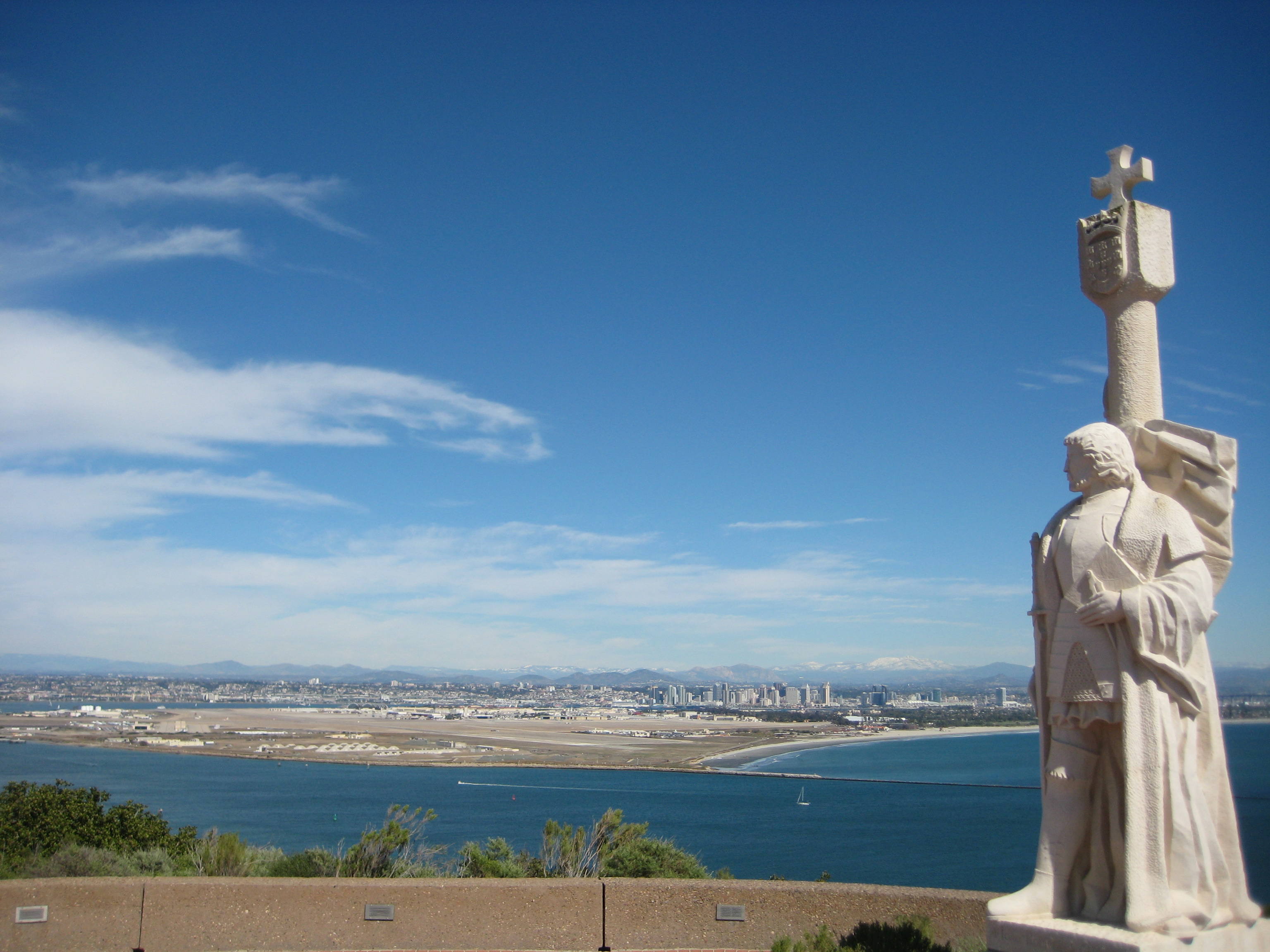 Statue_at_Cabrillo_National_Monument.jpg