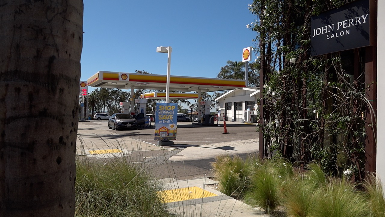 shell station.jpg