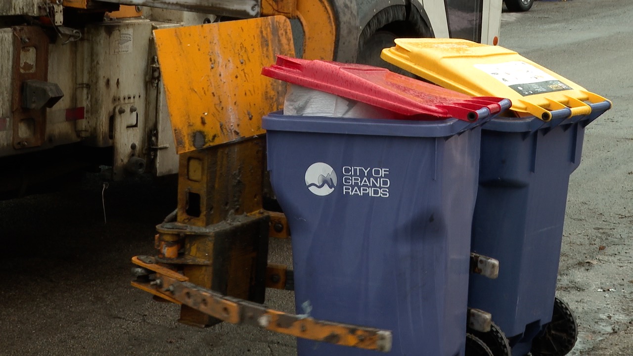 Trash can.jpg