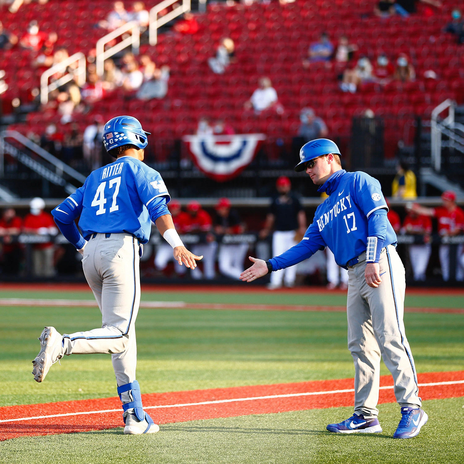 Ritter HR vs Louisville.jpg