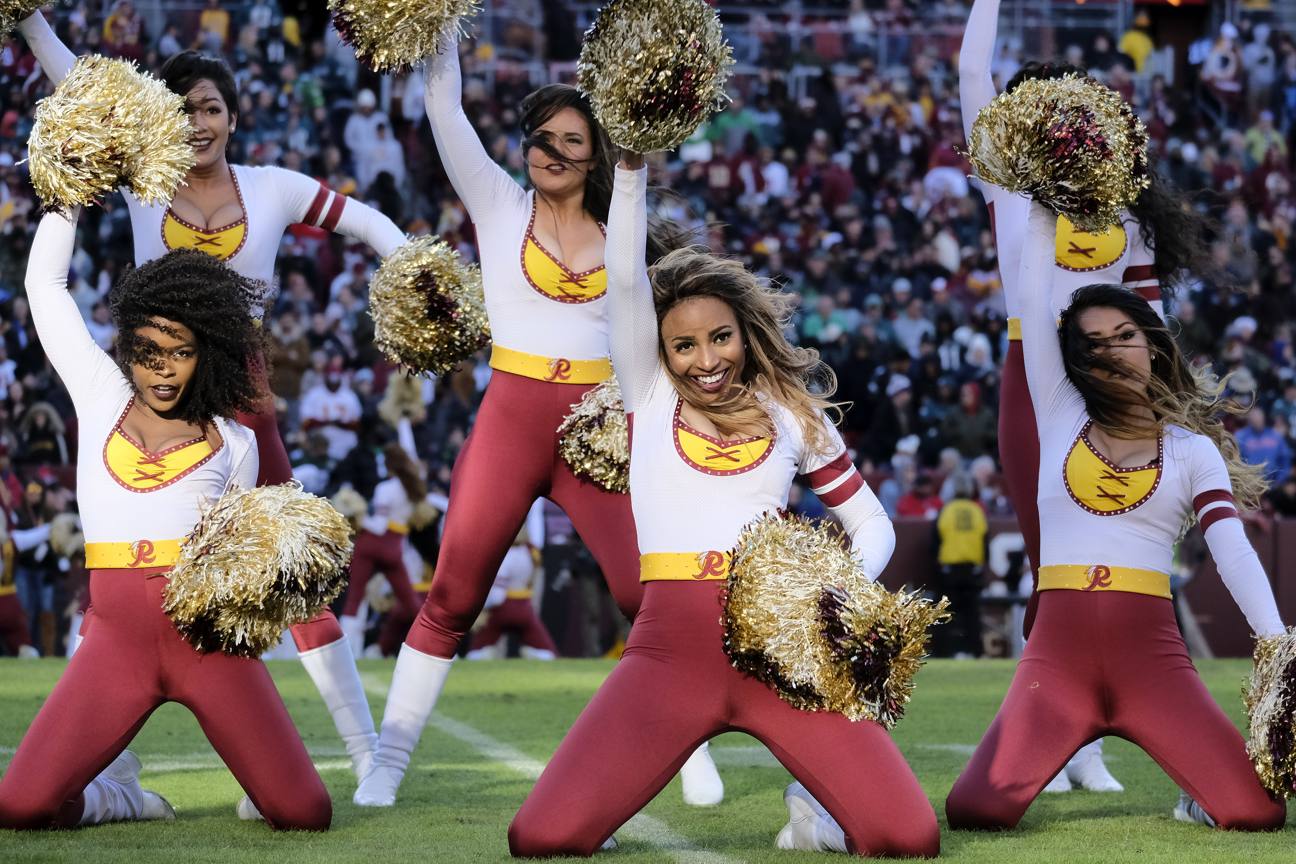 Washington No Cheerleaders Football