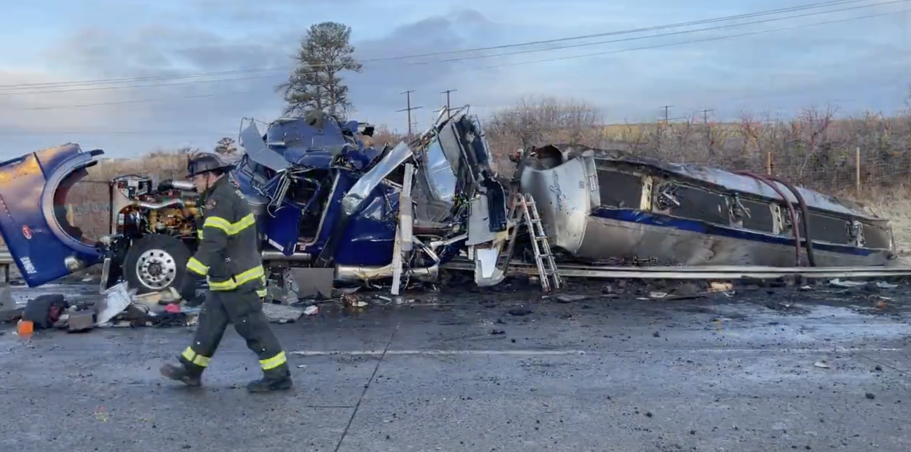 i25 closure overturned tanker.png