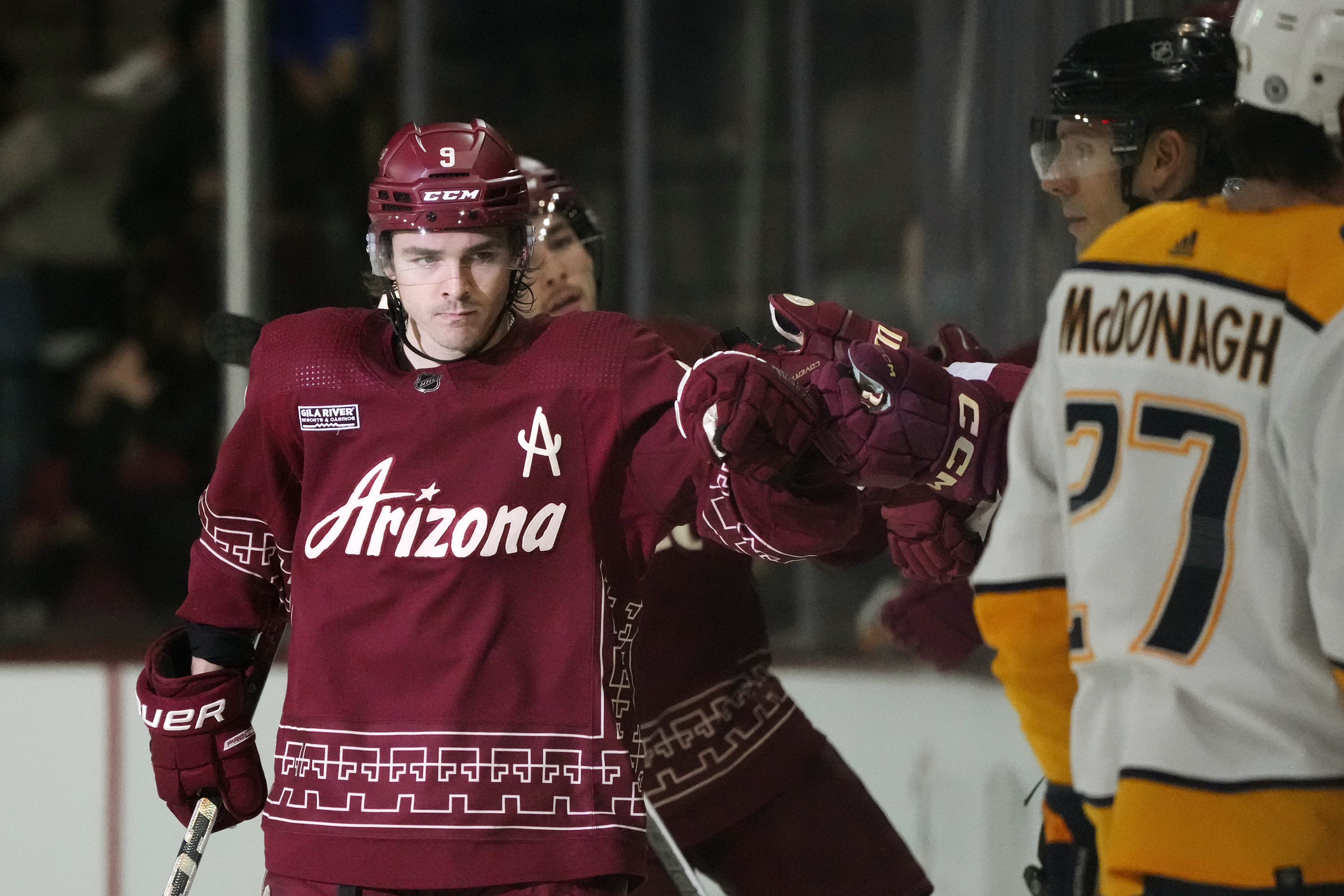 Predators Coyotes Hockey