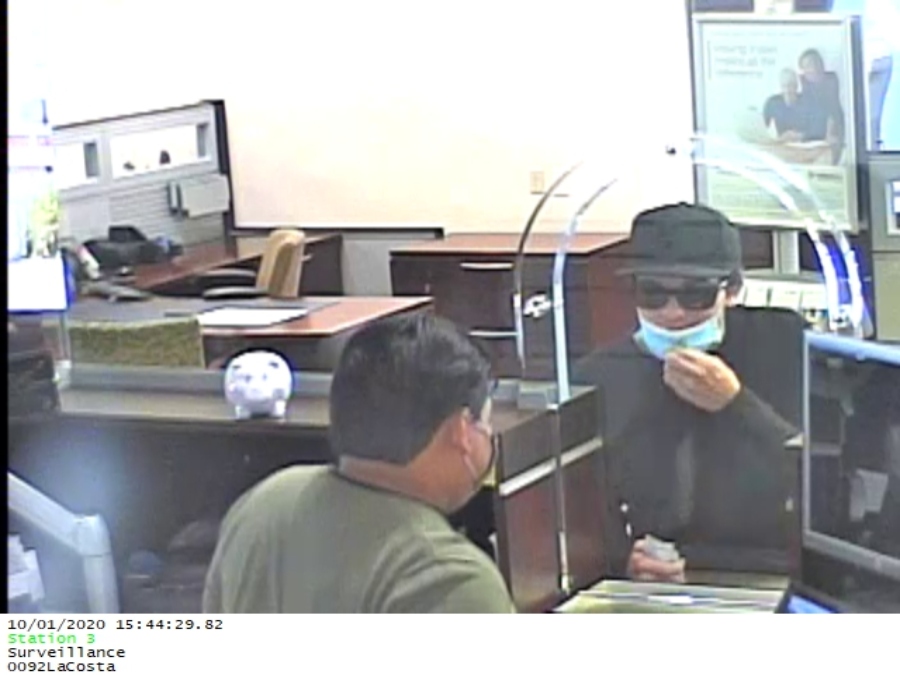 carlsbad_bank_robbery2_100120.jpg