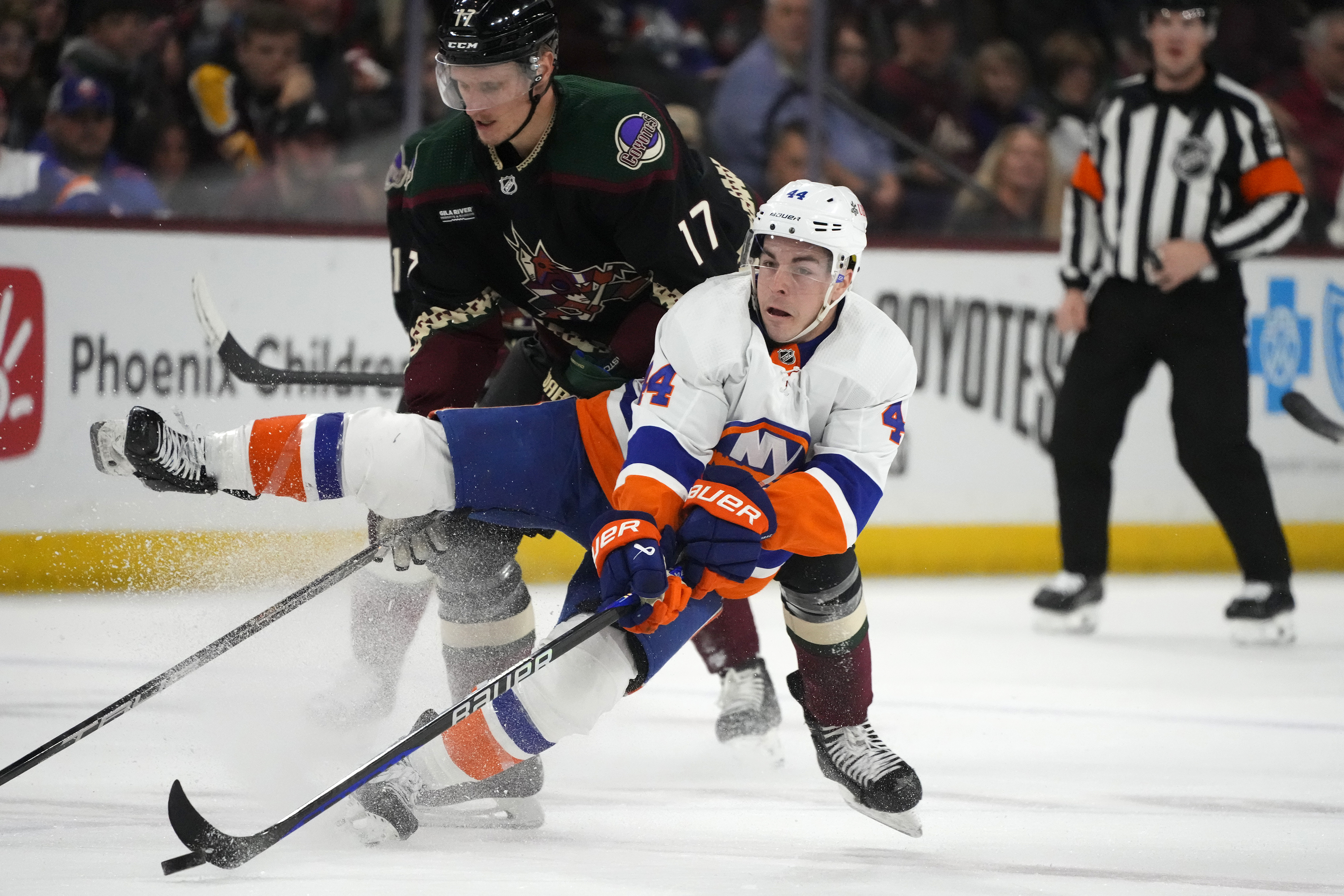 Islanders Coyotes Hockey