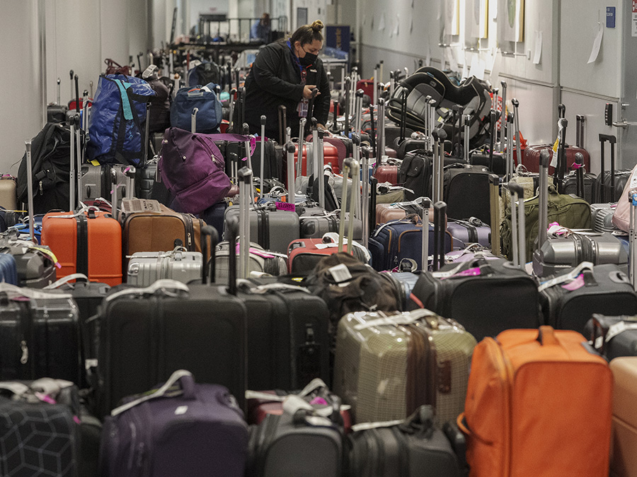 Southwest Airlines flights cancel, delay baggage
