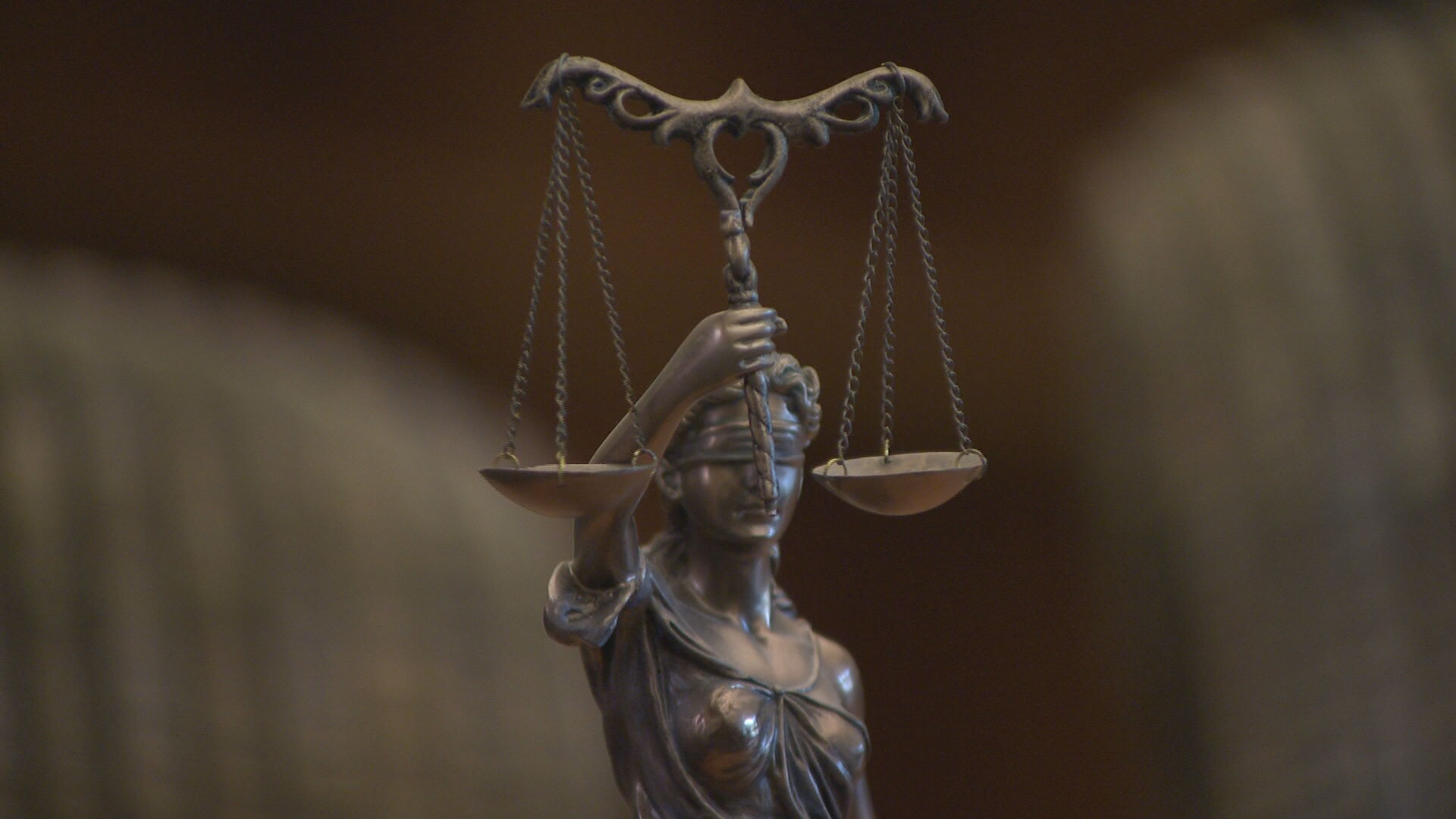 scales of justice 