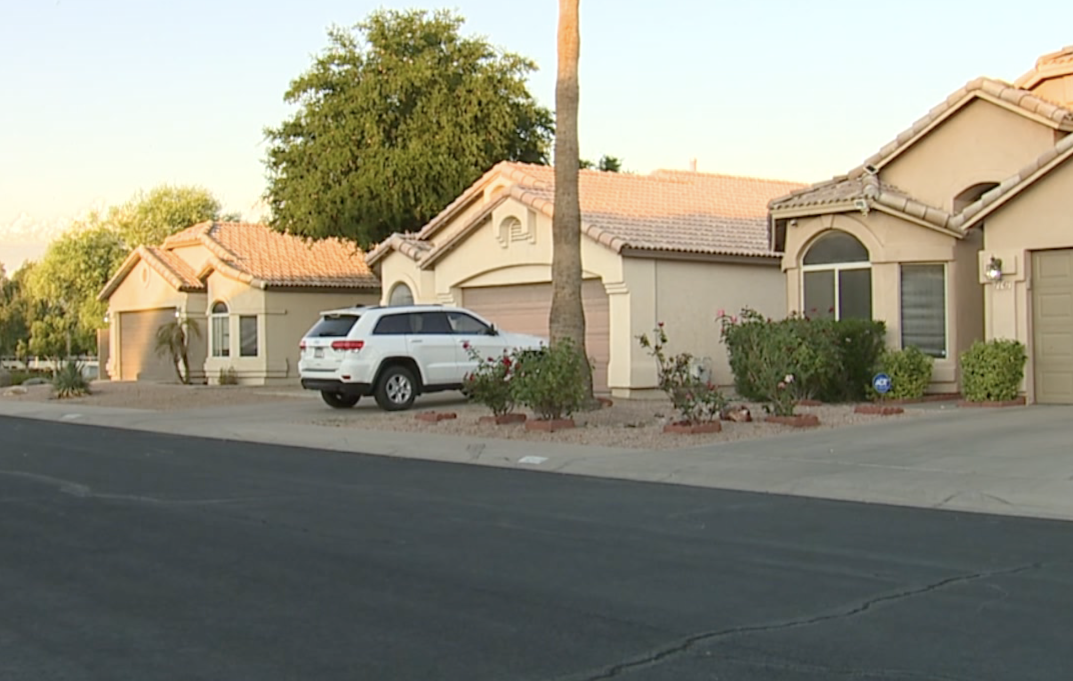 Explosions in Tempe neighborhood
