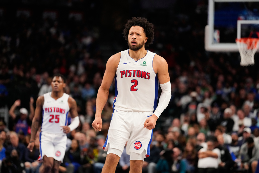 Pistons Mavericks Basketball