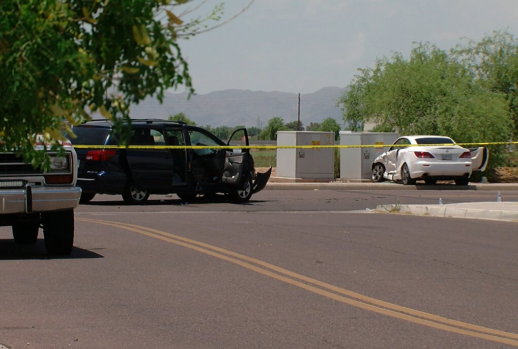 Deadly crash at 95th Ave and Camelback 