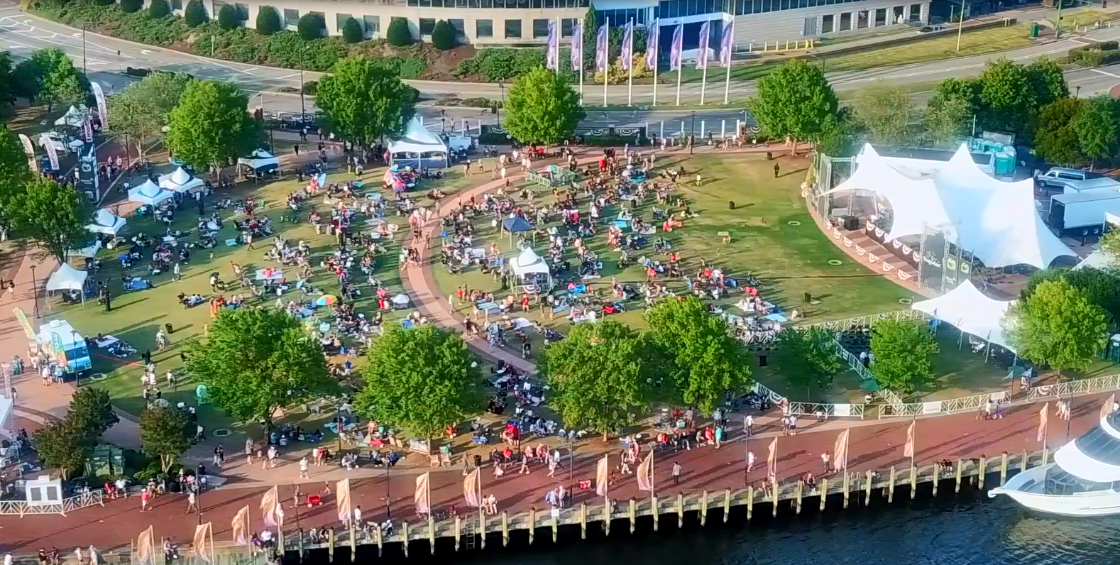 Great American Picnic Town Point Park Norfolk (July 4).PNG