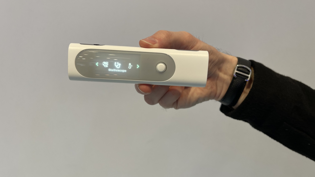 BeamO 4-in-1 at-home health device