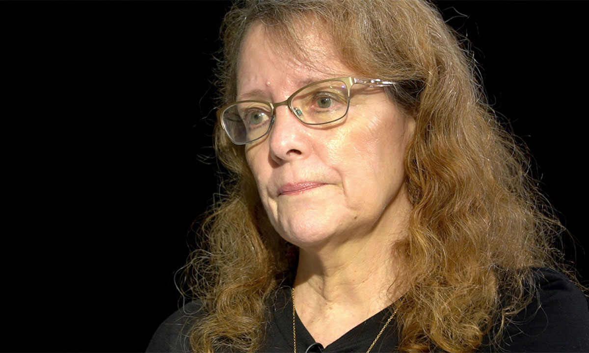 Dr. Karen Leader 