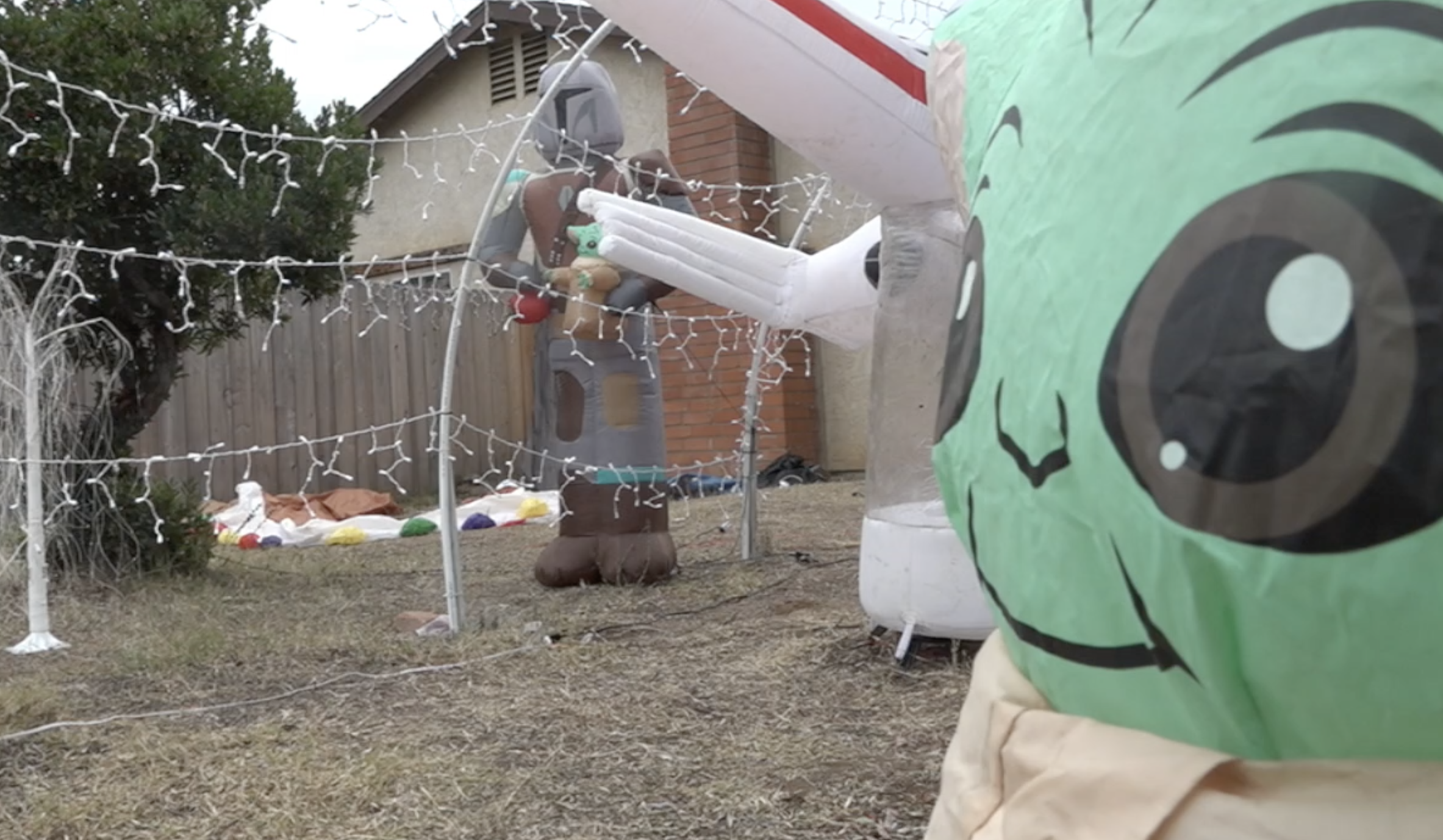 Thief targets Star Wars inflatables in Escondido holiday display