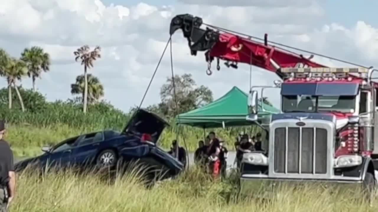 car pulled from Martin County pond after bodies of Ongela Smith and Vincent Thomas found