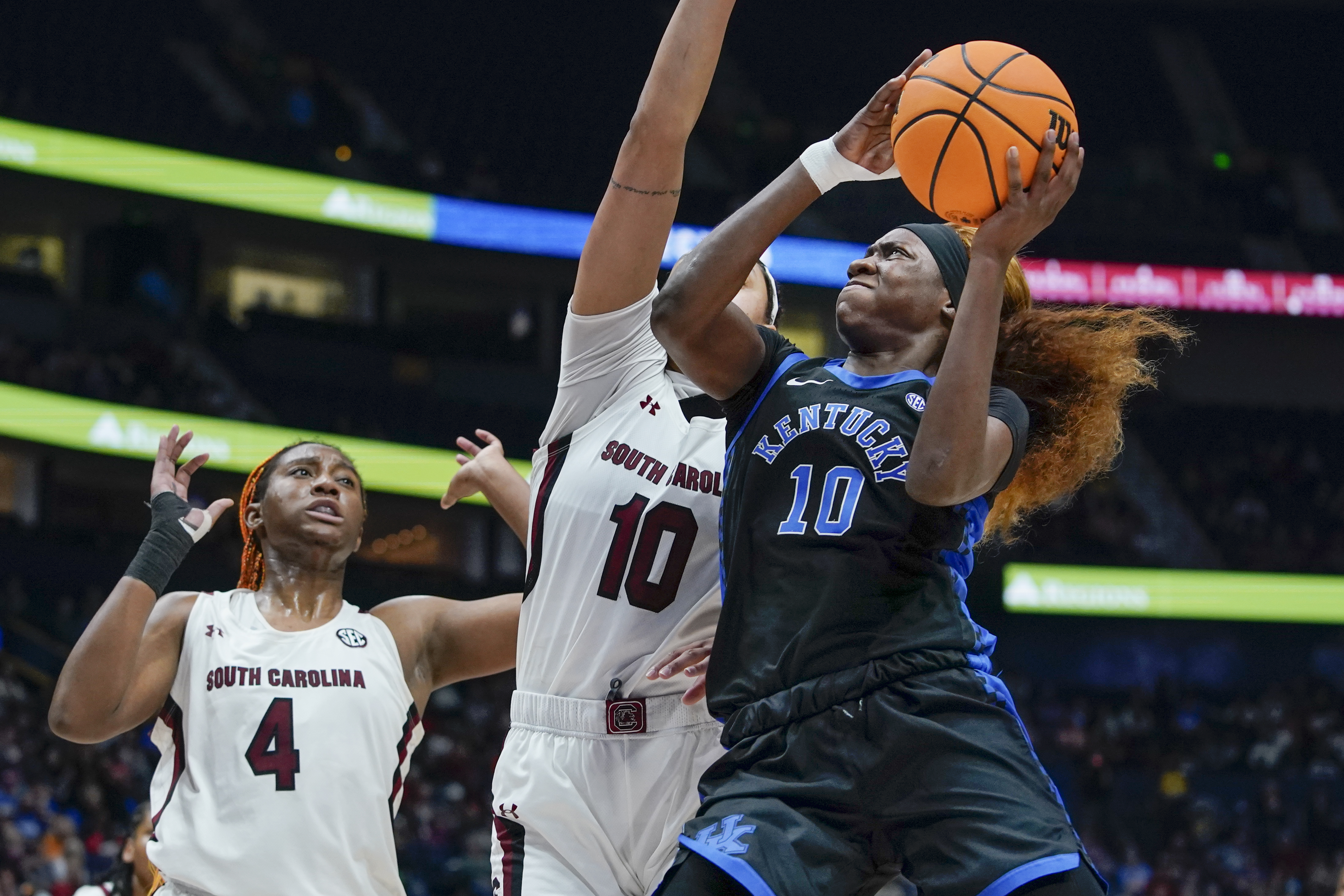 rhyne howard WBB south carolina SEC tournament