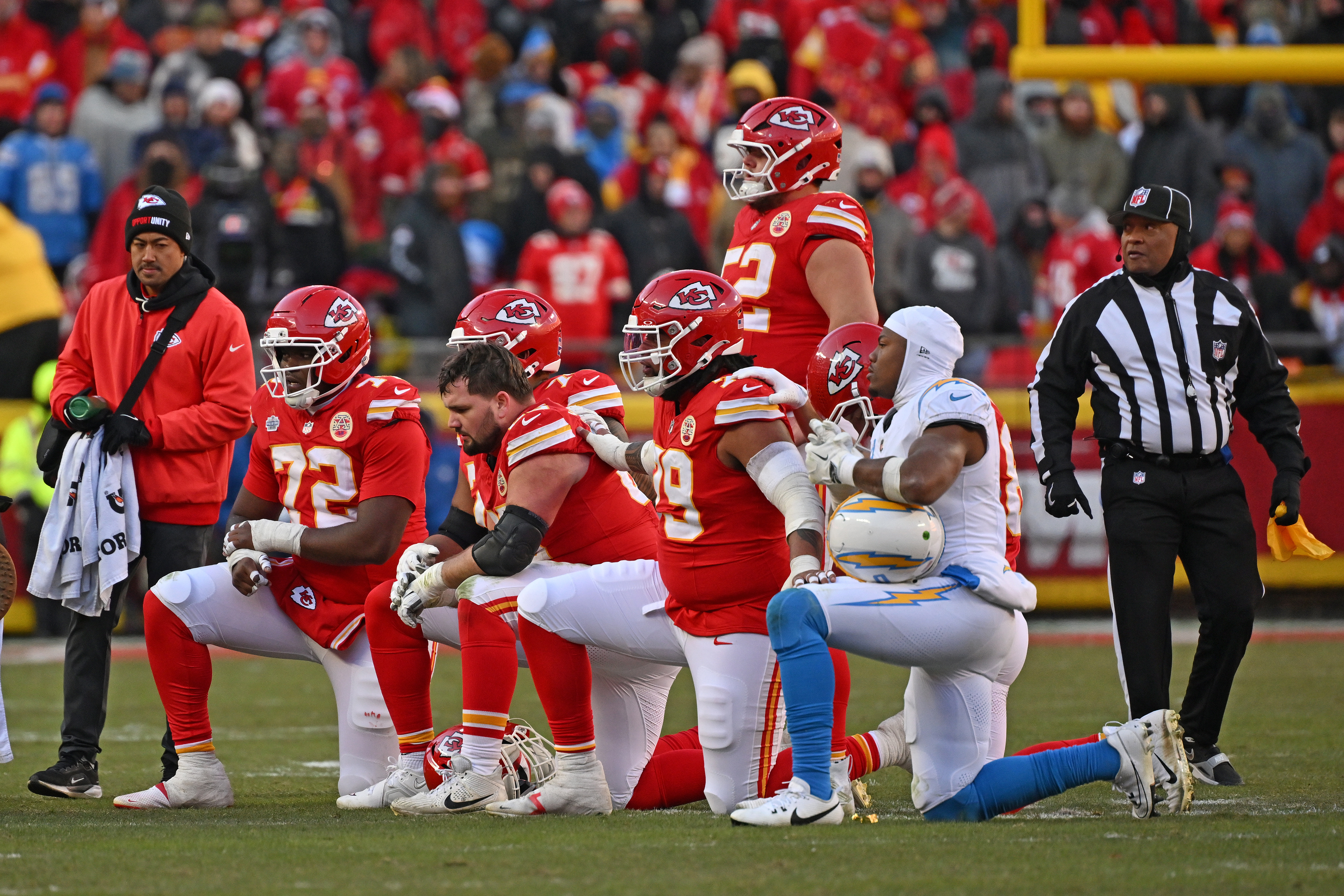 Chargers Chiefs Football
