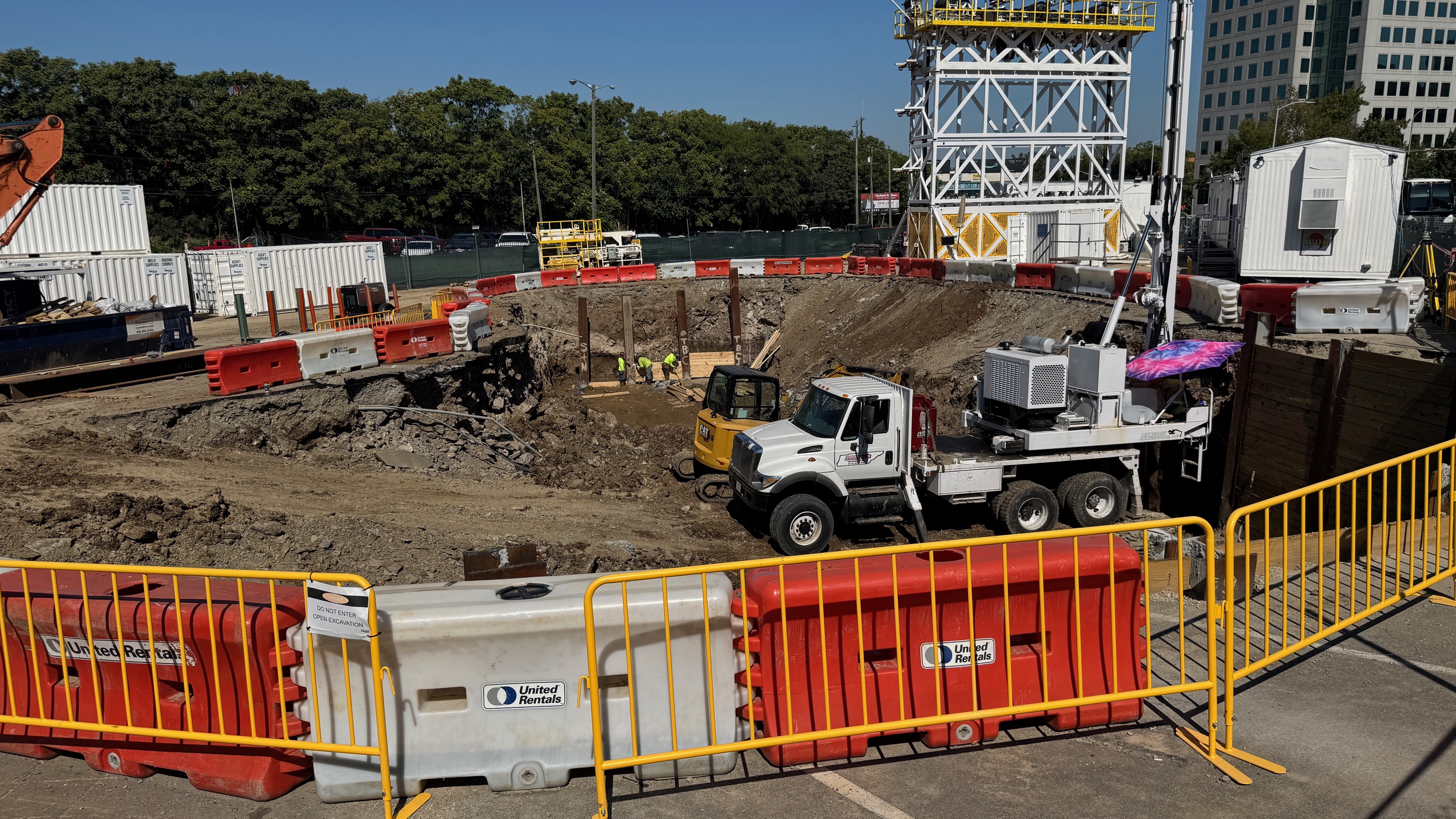 Boring Company digs hole.jpeg