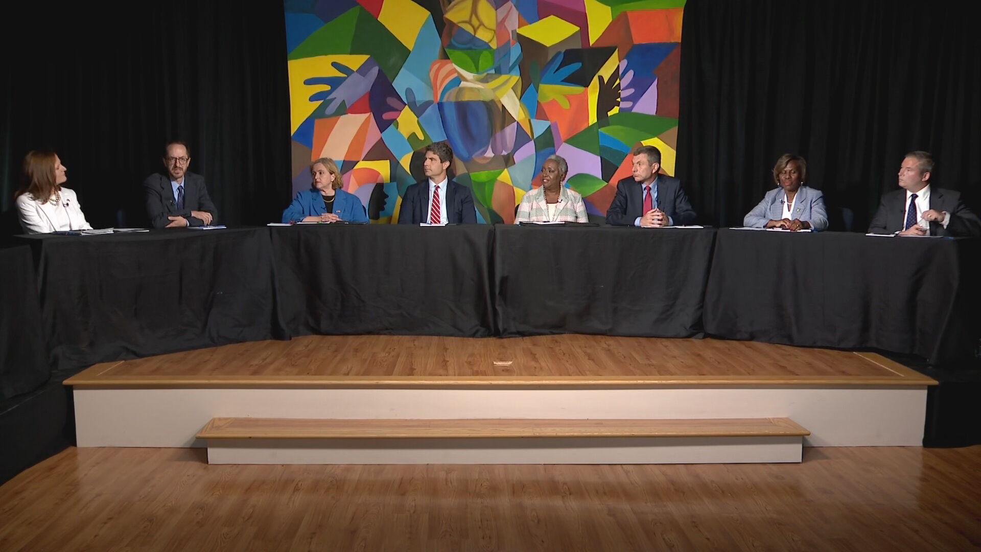 AM MAYORAL DEBATE VO_frame_524.jpeg