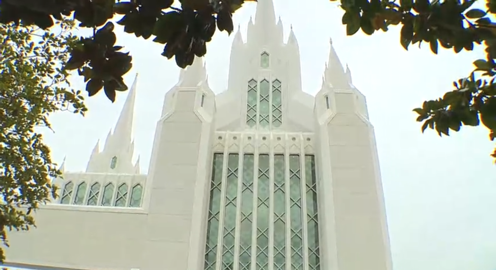 San Diego Mormon Temple opens its doors for a tour