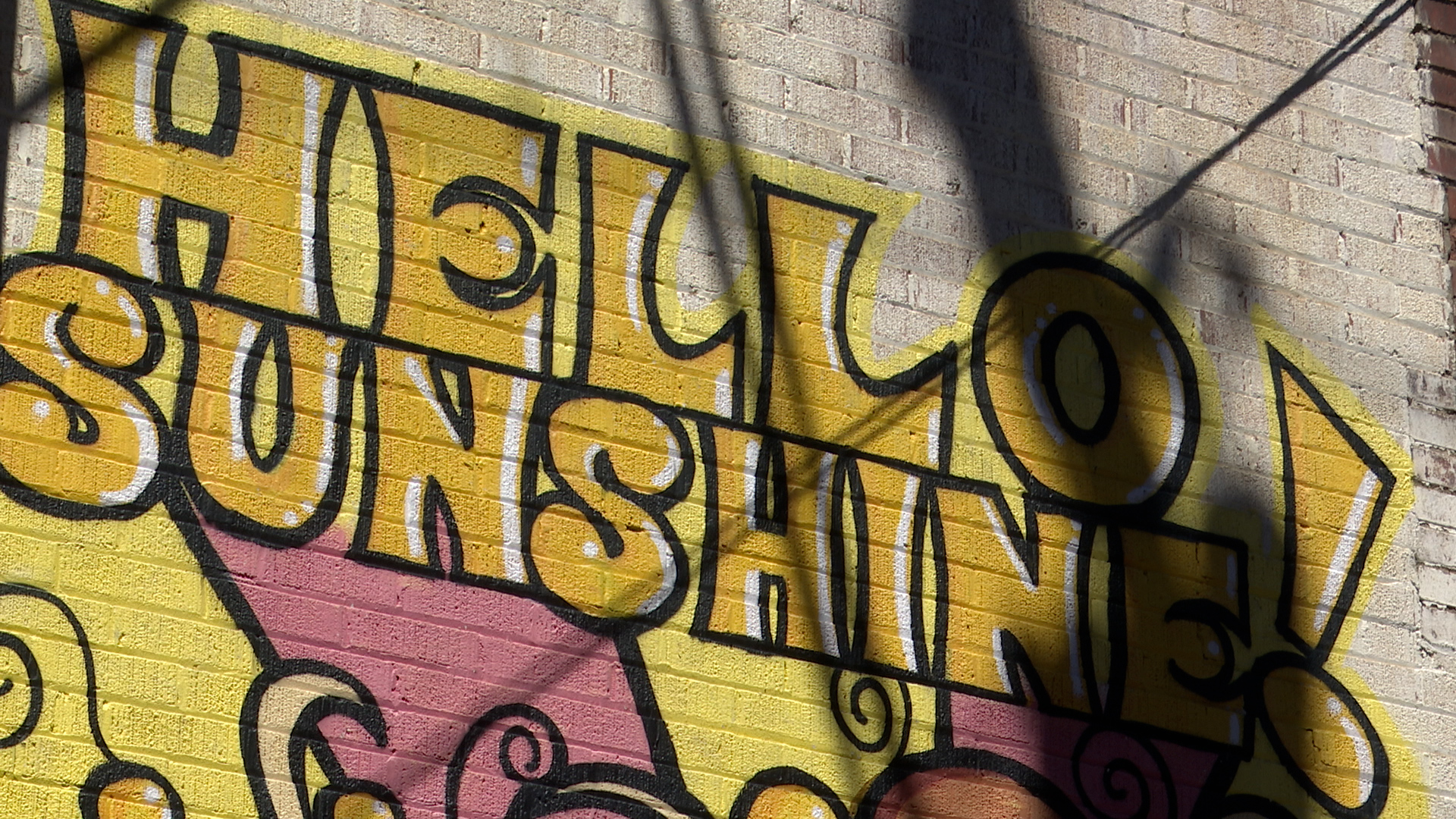ArtsFest mural that says "Hello Sunshine!"