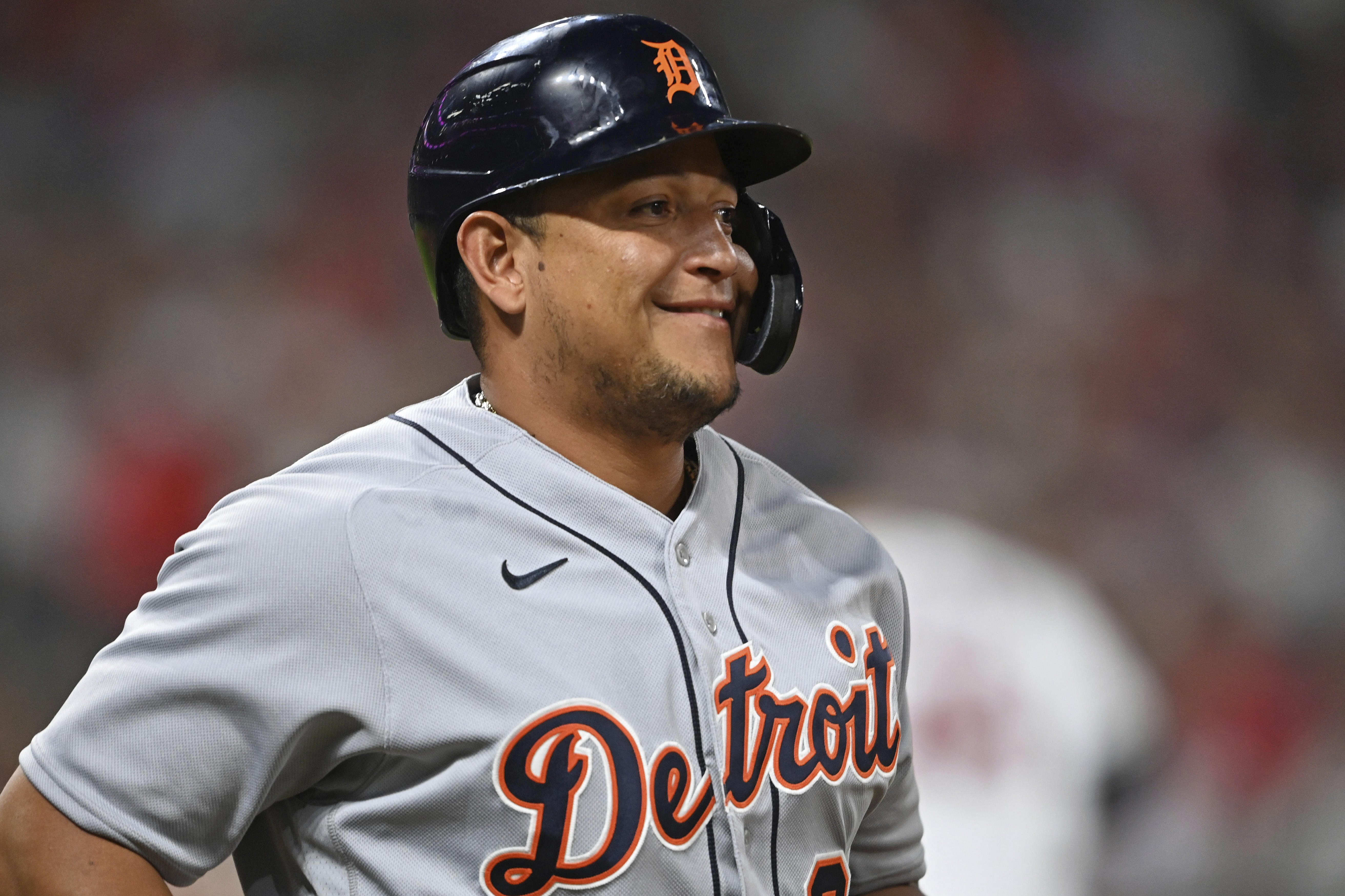 Miguel Cabrera Tigers Indians Baseball