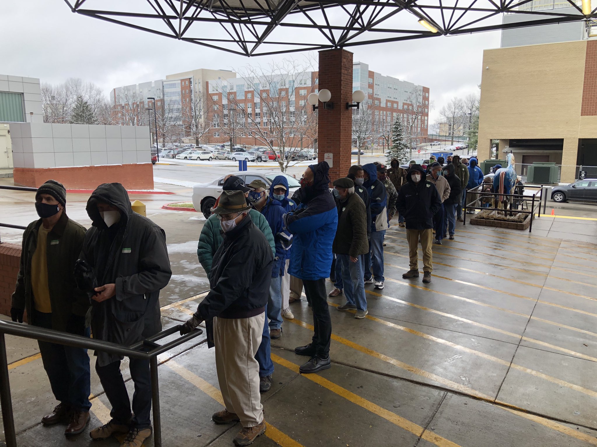 VA hosts vaccine clinic for veterans