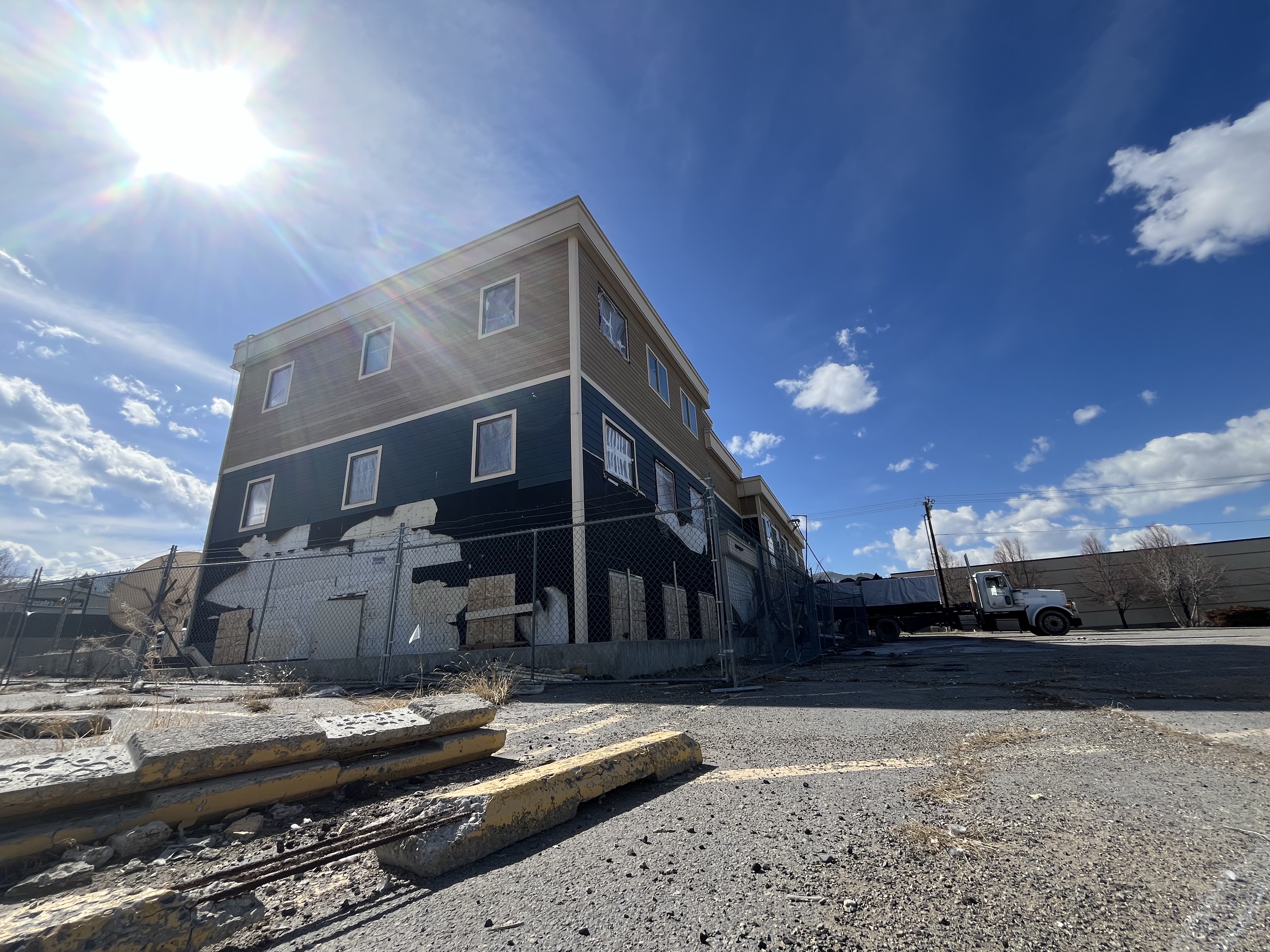 Former KBLL building