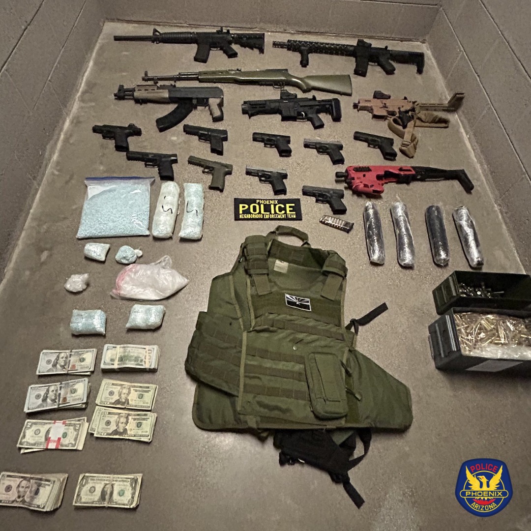 Phoenix PD drug bust 7/11
