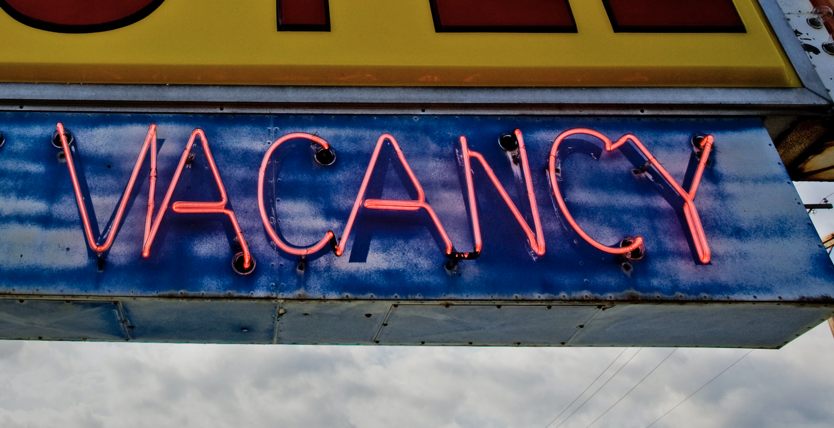 Vacancy sign