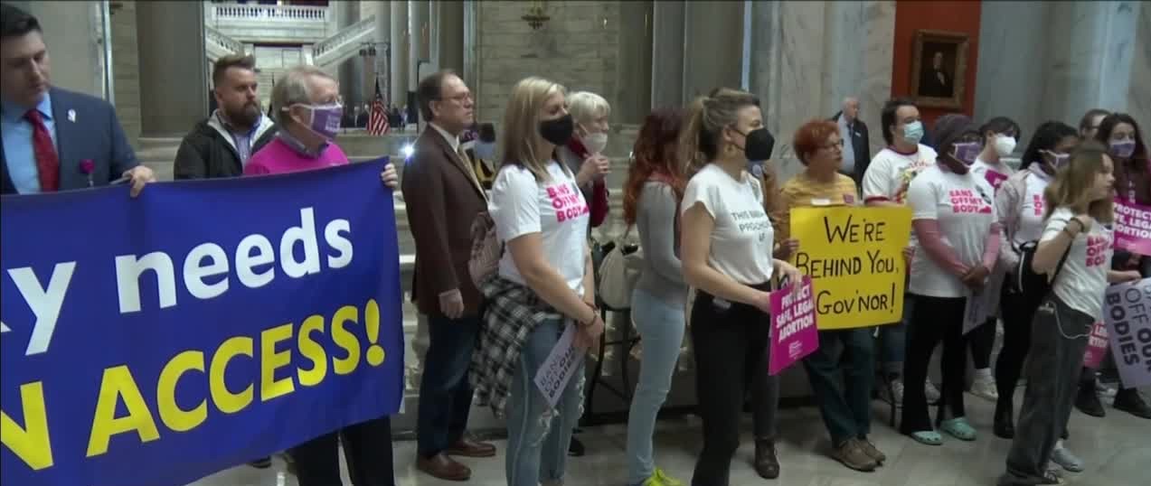 pro choice abortion rally.jpg