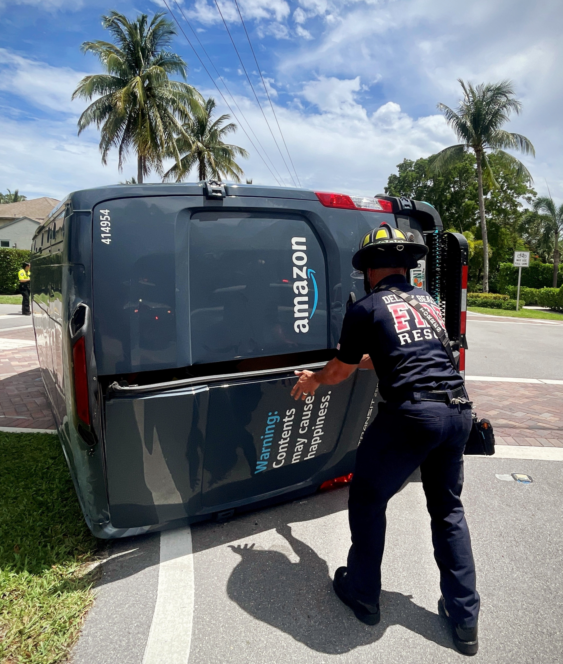 Overturned Amazon van in Delray Beach on June 26, 2023.jpeg