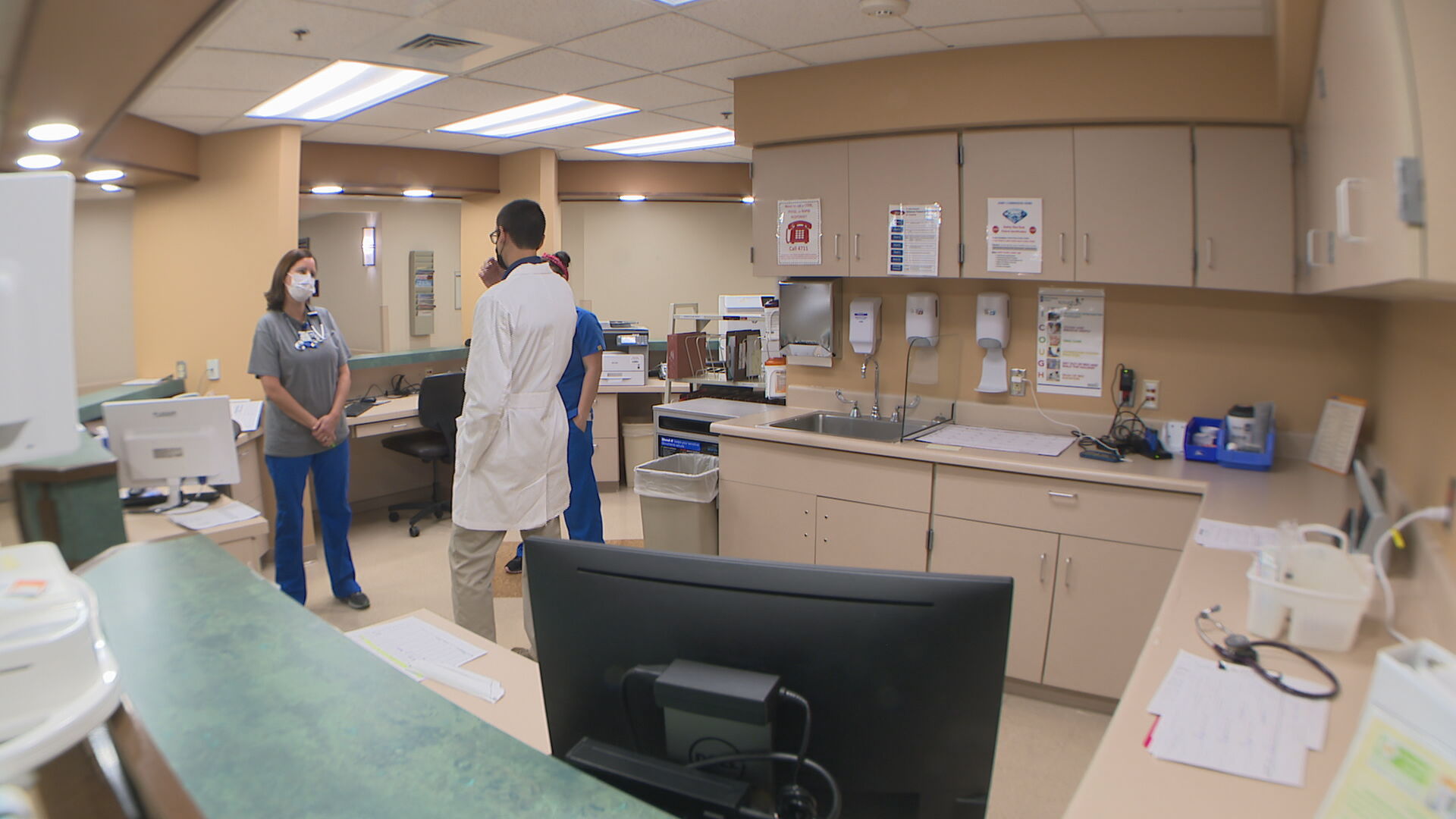 RAW - Kyle McMinnville Gets Their Doctor Dan B_frame_23746.jpeg