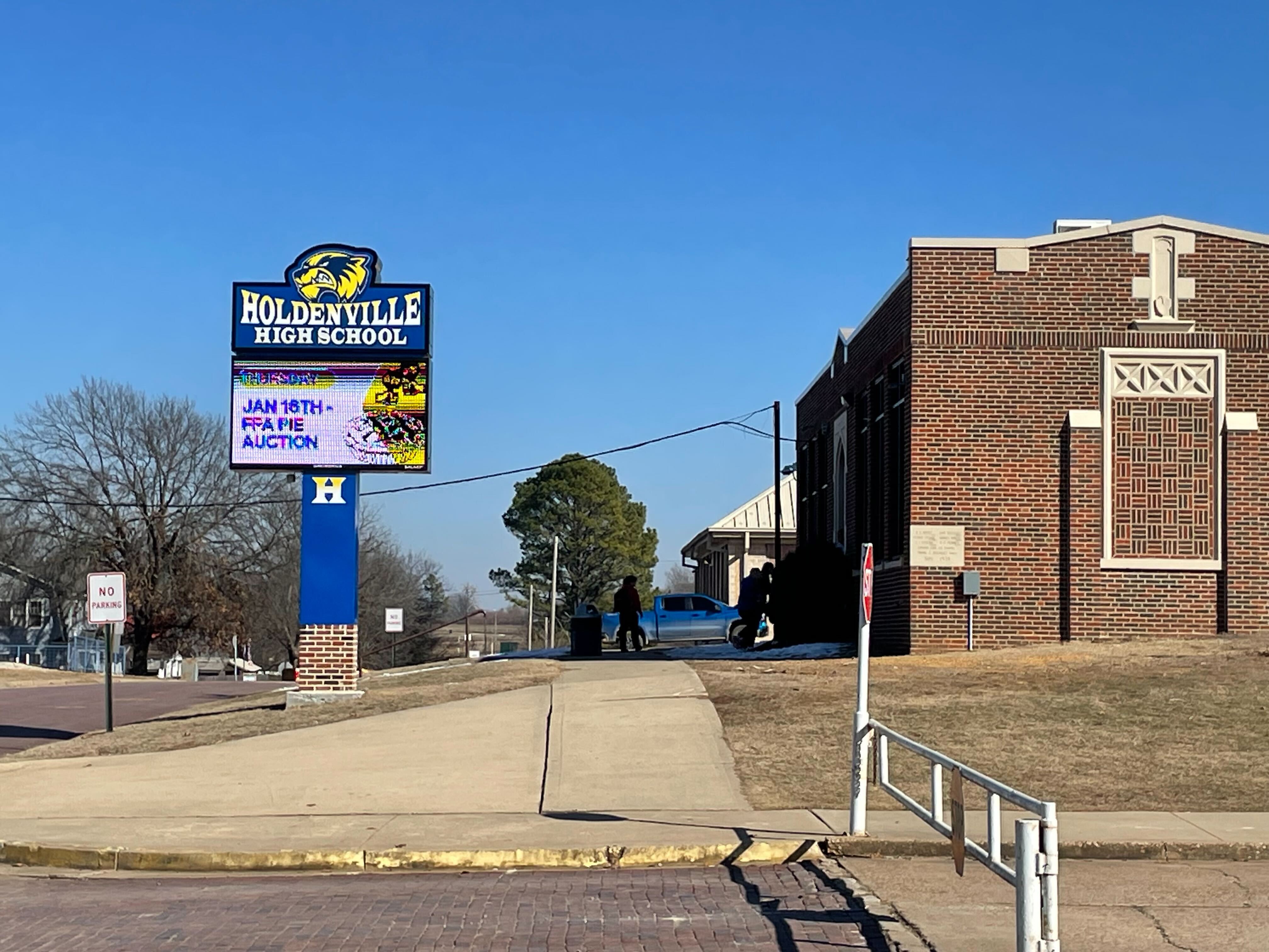 Holdenville High School 