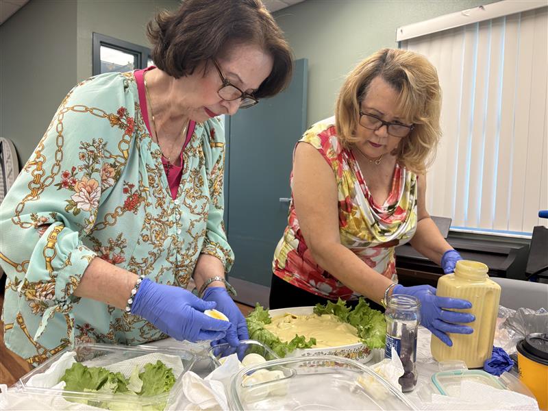 senior slam dunk side