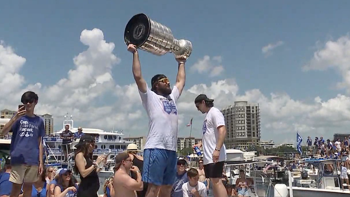 Pat Maroon 3.png