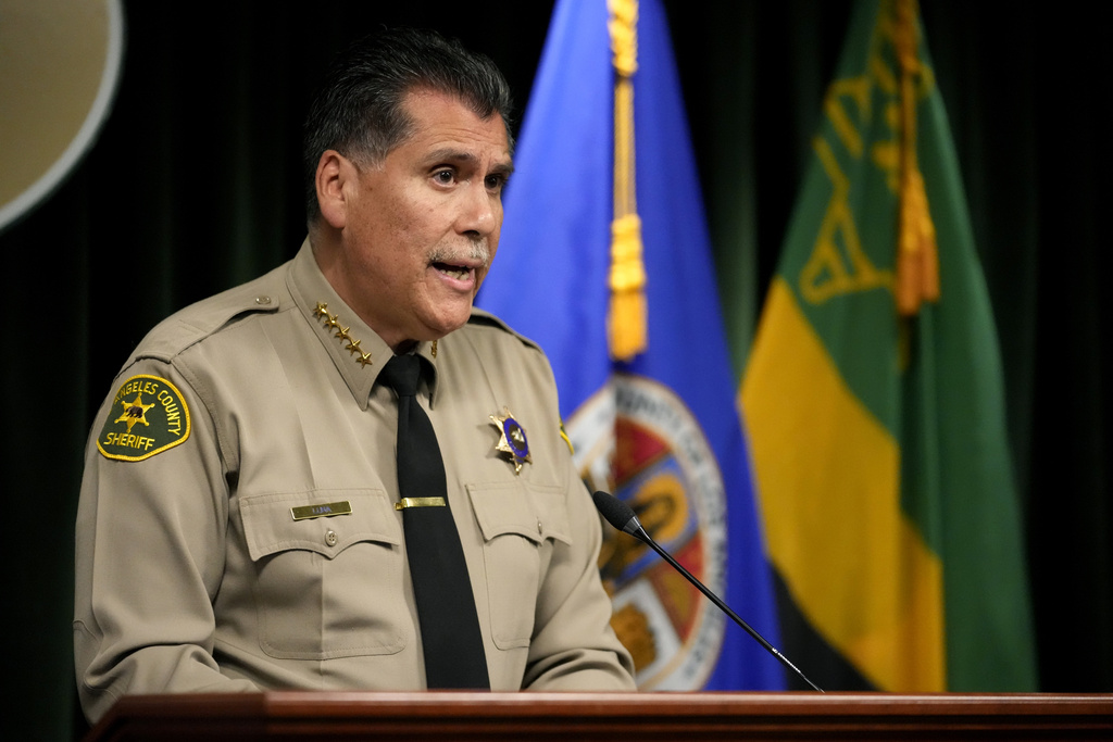 Robert G. Luna