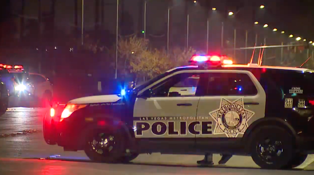 5700 block of Baffy Circle barricade:officer-involved shooting - 1.png