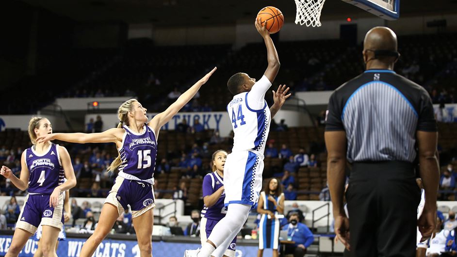 wbb_edwards_111121.jpg