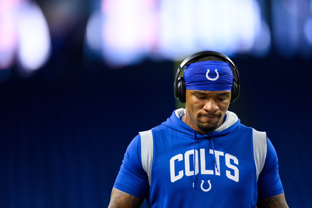 Indianapolis Colts quarterback Anthony Richardson Sr. (5) runs on the field before an NFL preseason football game against the Detroit Lions in Indianapolis, Saturday, Aug. 29, 2026. 